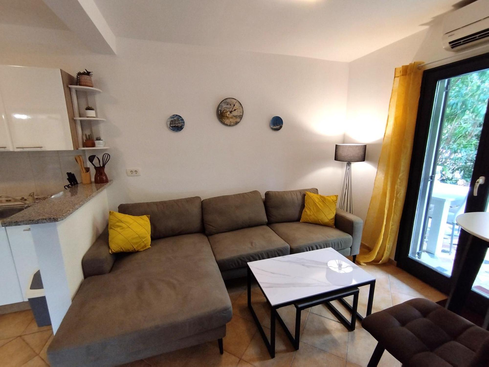 Apartments Zezelj Sveti Stefan Buitenkant foto