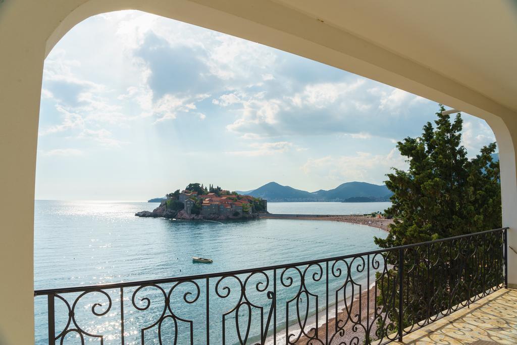 Apartments Zezelj Sveti Stefan Buitenkant foto